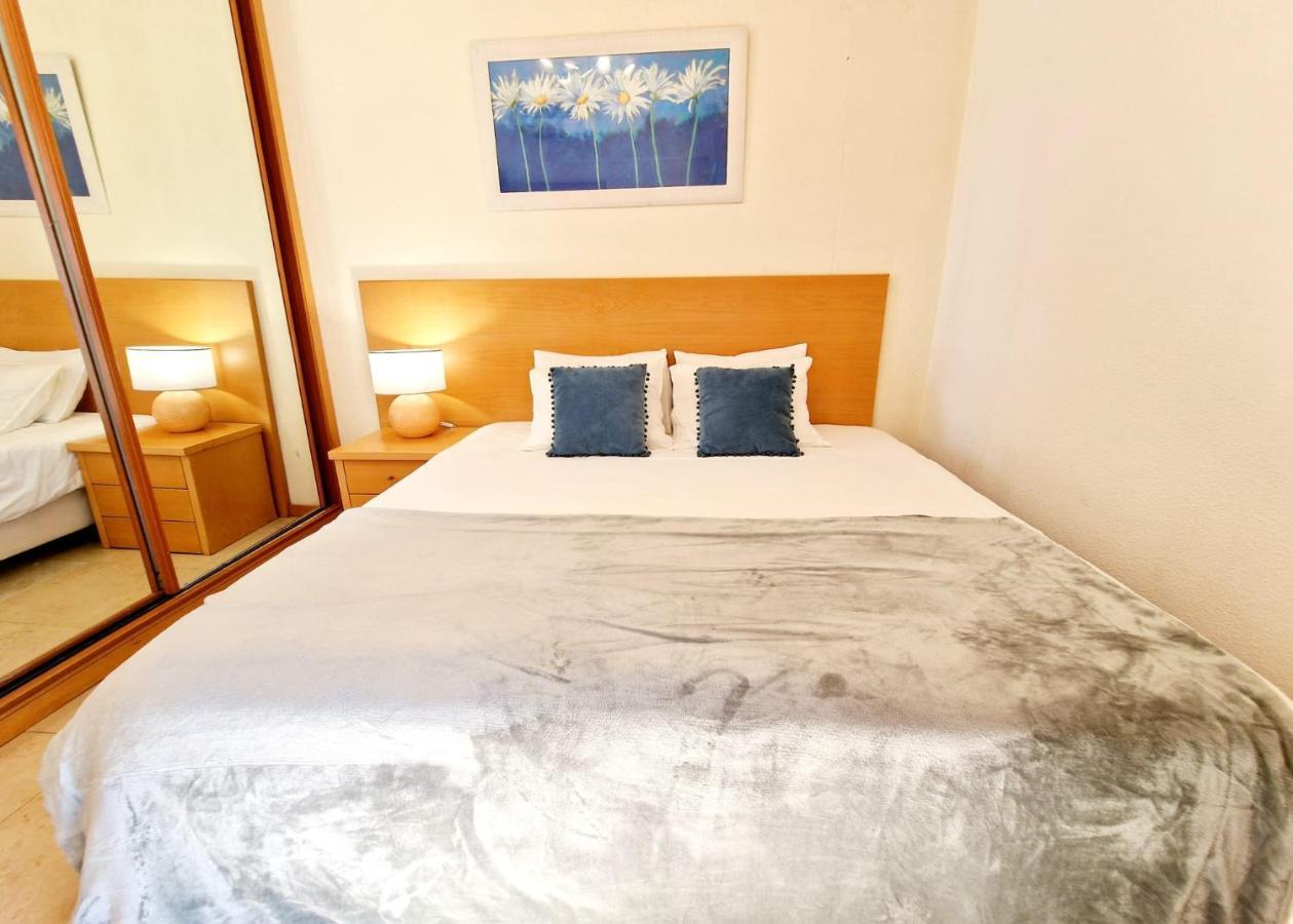 Zarco - Cosy Apartment In Vilamoura With A Balcony With View To The 2 Swimming Pools - Near The Beach & The Marina Quarteira Exterior photo